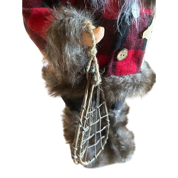 Rustic 1990s Woodland Santa Claus Figure Snowshoes & Tree Cabin Christmas Decor - Picture 4 of 7